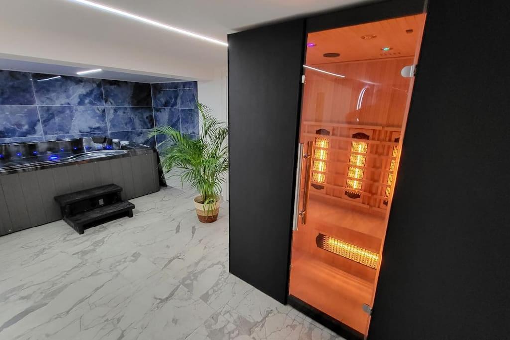 A O G Prestige Relax Max Spa Sauna Algolsheim Exteriér fotografie